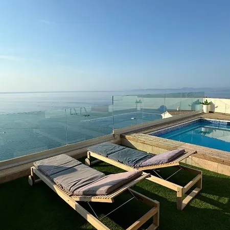 Villa A Canyelles, Piscine Et A Bulles Prives , Vue Panoramique Roses
