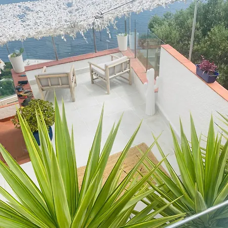 A Canyelles, Piscine Et A Bulles Prives , Vue Panoramique Roses
