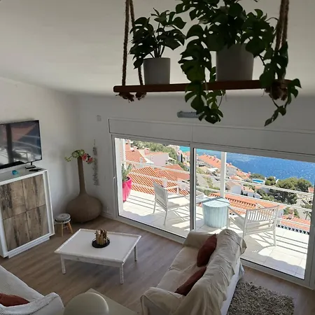Villa A Canyelles, Piscine Et A Bulles Prives , Vue Panoramique Roses